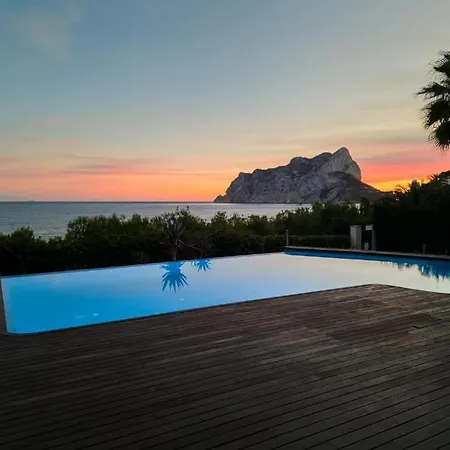 Exclusive Private Paradise On The Waterfront * Calpe